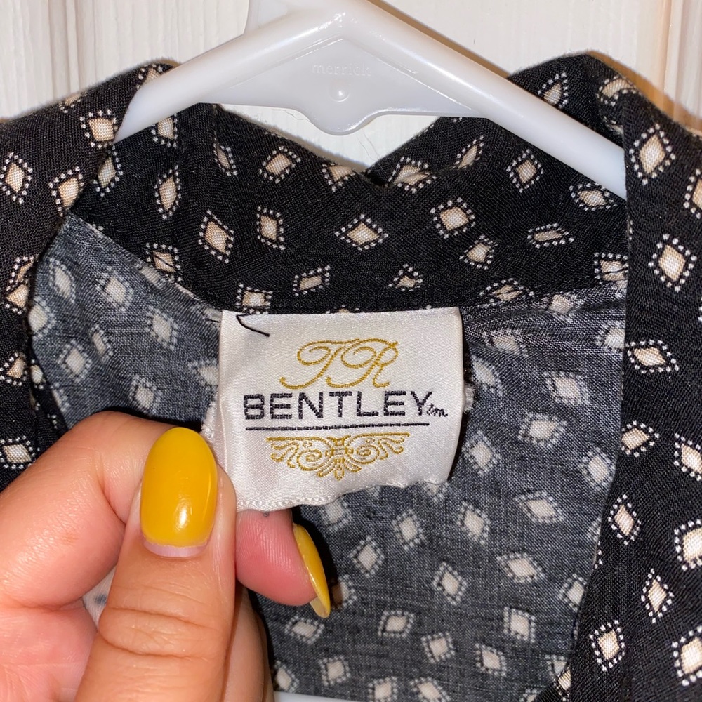 Vintage button down - Picture 2 of 3